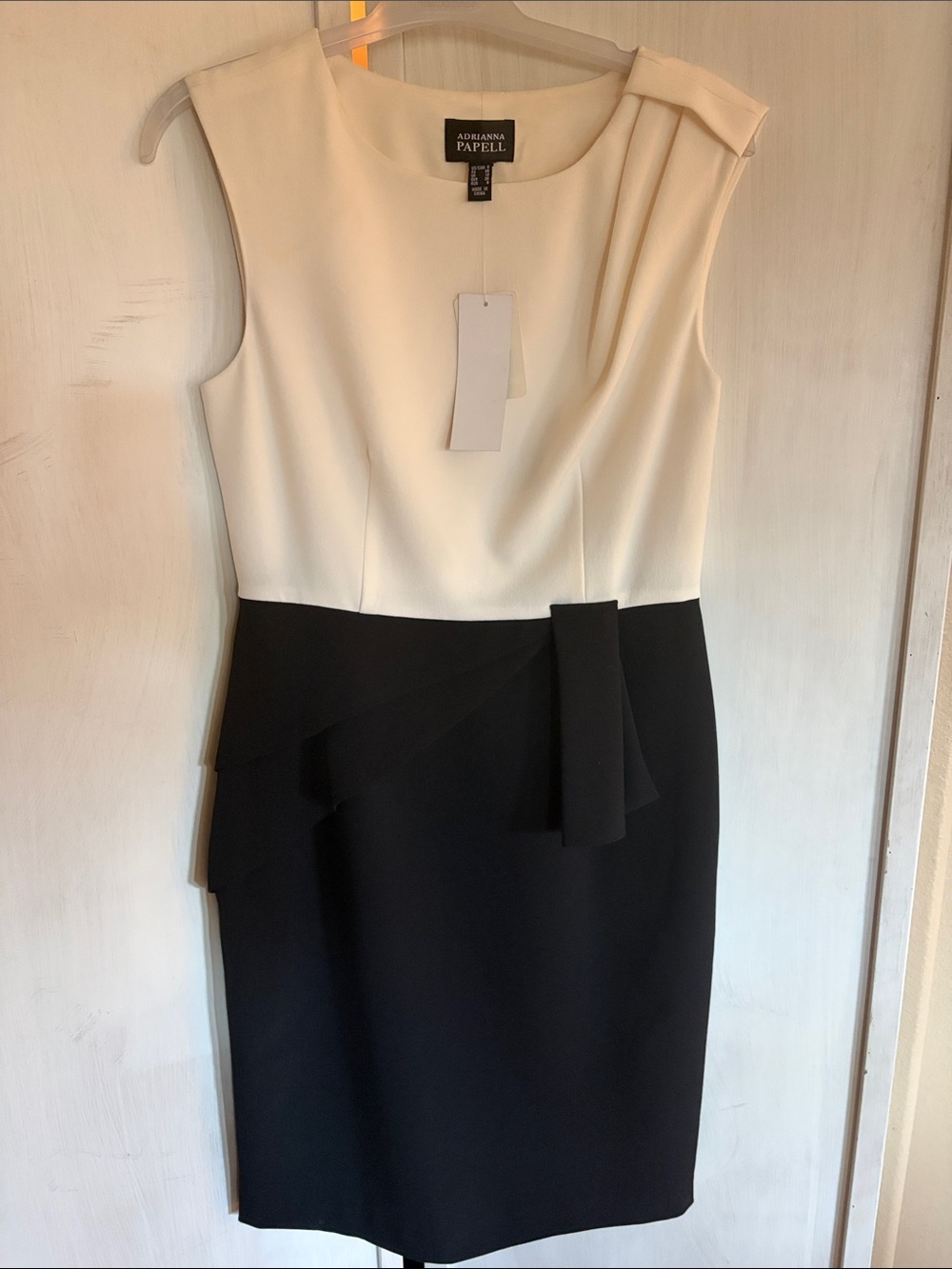 Adrianna Papell Ivory and Black Two-Tone Ponte Sheath Dress sz 6